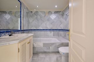 Piso en venta en Benahavís