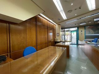 Local comercial en alquiler en Plaza de Toros - Santa Rita en Almería