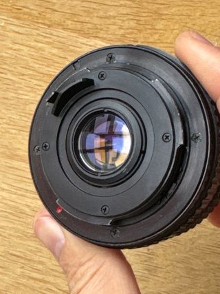 Objetivo Cosina 24mm f/2.8 MC