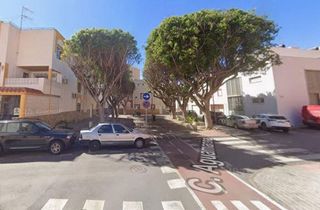 Piso en venta en Ciudad Jardín - Tagarete - El Zapillo en Almería