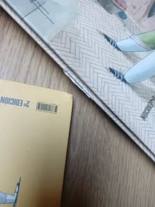 3x 20€ Minimoni, Monstruo armario Rocío Bonilla