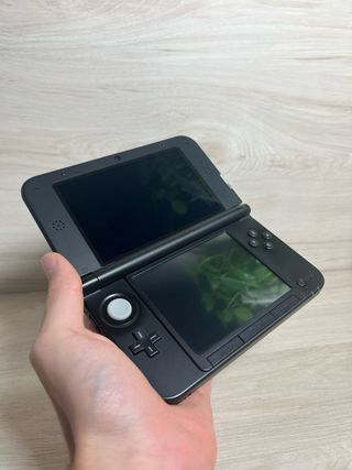 Completa Nintendo 3DS XL