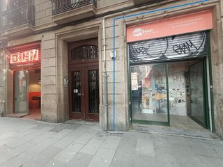 Local comercial en venta en El Raval en Barcelona