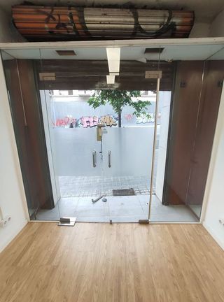 Local comercial en alquiler en La Salut en Barcelona