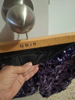 Falda lentejuelas morada fiesta