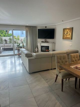 Casa adosada en alquiler en Lomas de Marbella Club - Puente Romano en Marbella