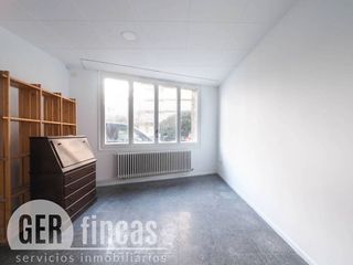 Oficina en alquiler en Ca n'Aurell en Terrassa