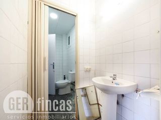 Oficina en alquiler en Ca n'Aurell en Terrassa