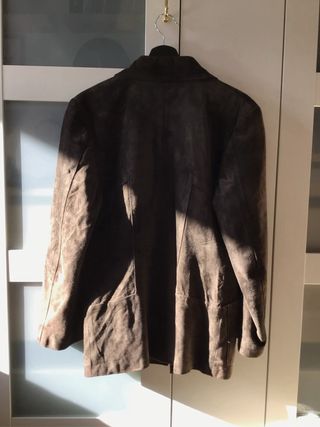 Cazadora de piel marrón