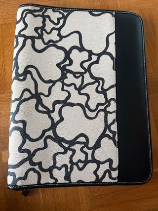 Portadocumentos Tous Beige y Negro