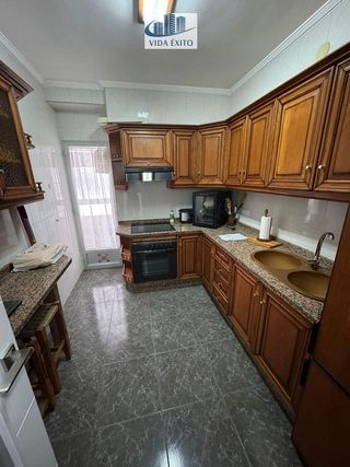 Piso en alquiler en Hospital en Jaén