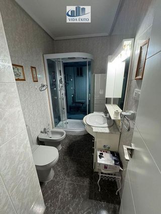 Piso en alquiler en Hospital en Jaén