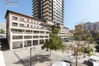 Garaje en alquiler en Pajaritos - Plaza de Toros en Granada