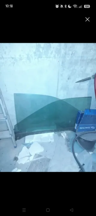 Cristal puerta A3 8L (lado piloto)