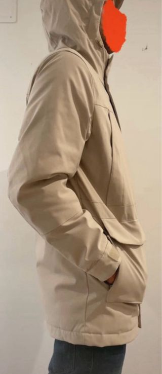 Cazadora beige muy cálida sin estrenar