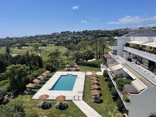 Piso en alquiler en Los Naranjos - Las Brisas en Marbella