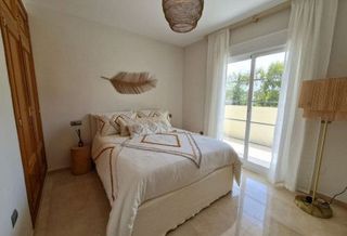 Casa adosada en alquiler en Los Naranjos - Las Brisas en Marbella