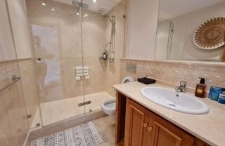 Casa adosada en alquiler en Los Naranjos - Las Brisas en Marbella