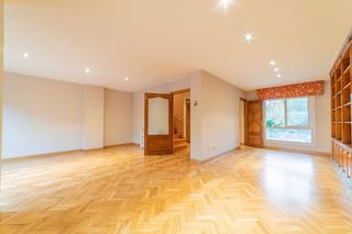 Casa adosada en alquiler en Zona Carretera del Plantío en Majadahonda