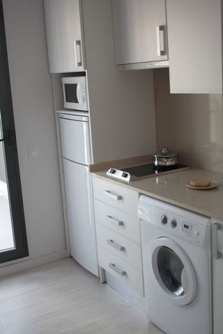 Piso en alquiler en Santa Eulàlia en Hospitalet de Llobregat, L´