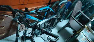 Bicicleta Hombre Aluminium Frame negra y blanca