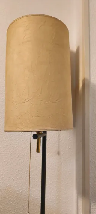 Lámpara de pie vintage metal y papel