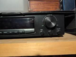 Amplificador KODA AV-1310 y altavoces acoustic c.