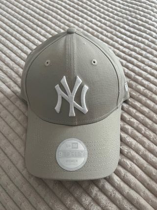 Gorra New York Yankees New Era Rosa, Negro y Beige