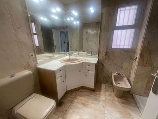 Piso en alquiler en Altozano - Conde Lumiares en Alicante