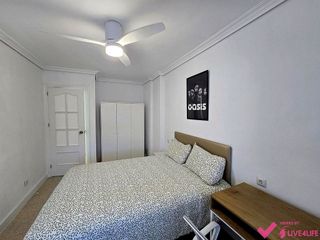 Piso en alquiler en El Juncal - Av. de la Paz en Sevilla