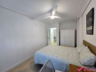 Piso en alquiler en El Juncal - Av. de la Paz en Sevilla