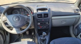 Renault Clio 2002