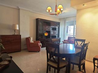 Piso en alquiler en Museo en Sevilla