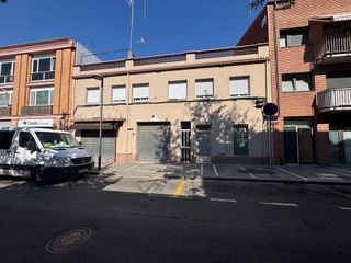 Edificio en venta en Can Gili - Congost en Granollers