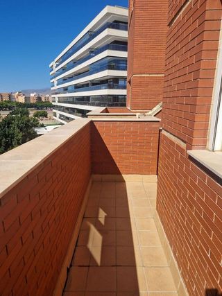 Piso en alquiler en Nueva Almería - Cortijo Grande - Vega de Acá en Almería