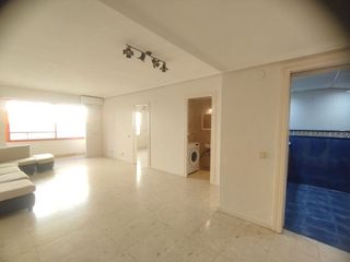 Piso en alquiler en Centro en Alicante