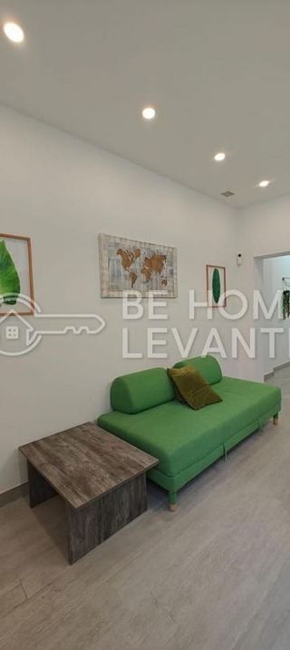 Piso en alquiler en Carolinas Bajas en Alicante