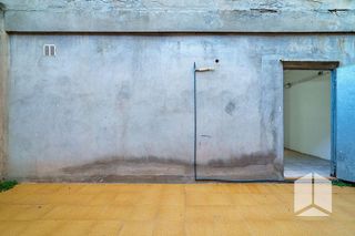 Local comercial en venta en El Castell-Poble Vell en Castelldefels