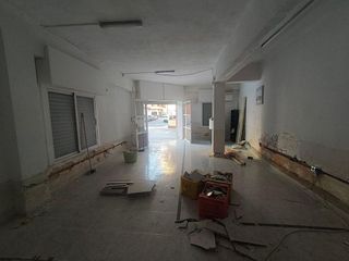 Local comercial en venta en Novelda