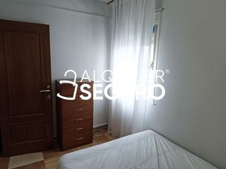 Piso en alquiler en Poligono Norte - Villegas - La Fontanilla en Sevilla