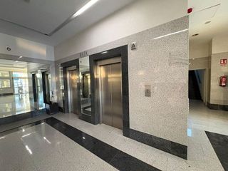 Oficina en alquiler en San Jerónimo - La Bachillera en Sevilla