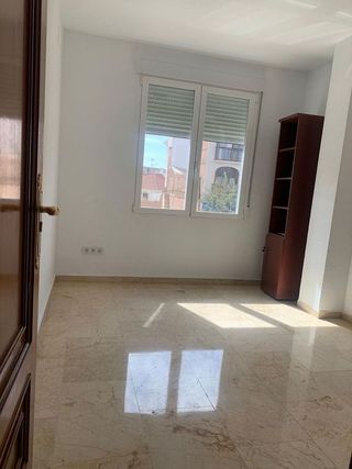 Piso en alquiler en Ollerías - San Cayetano en Córdoba