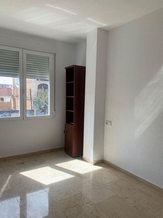 Piso en alquiler en Ollerías - San Cayetano en Córdoba