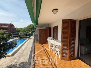 Piso en alquiler en Gran Via del Mar-Zona Universitaria en Castelldefels