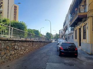 Garaje en venta en León en Sevilla