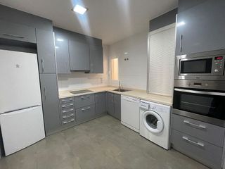 Piso en alquiler en Mercado en Alicante