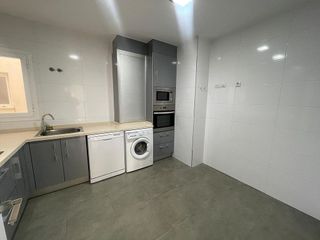 Piso en alquiler en Mercado en Alicante