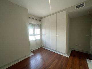 Piso en alquiler en Mercado en Alicante