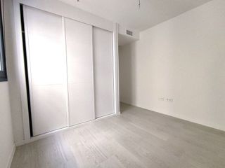 Piso en alquiler en Puerta Blanca en Málaga
