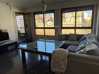 Piso en alquiler en Ensanche - Diputación en Alicante